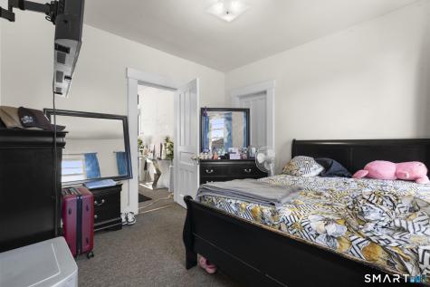 969-971 Wood Avenue Bridgeport CT 06604