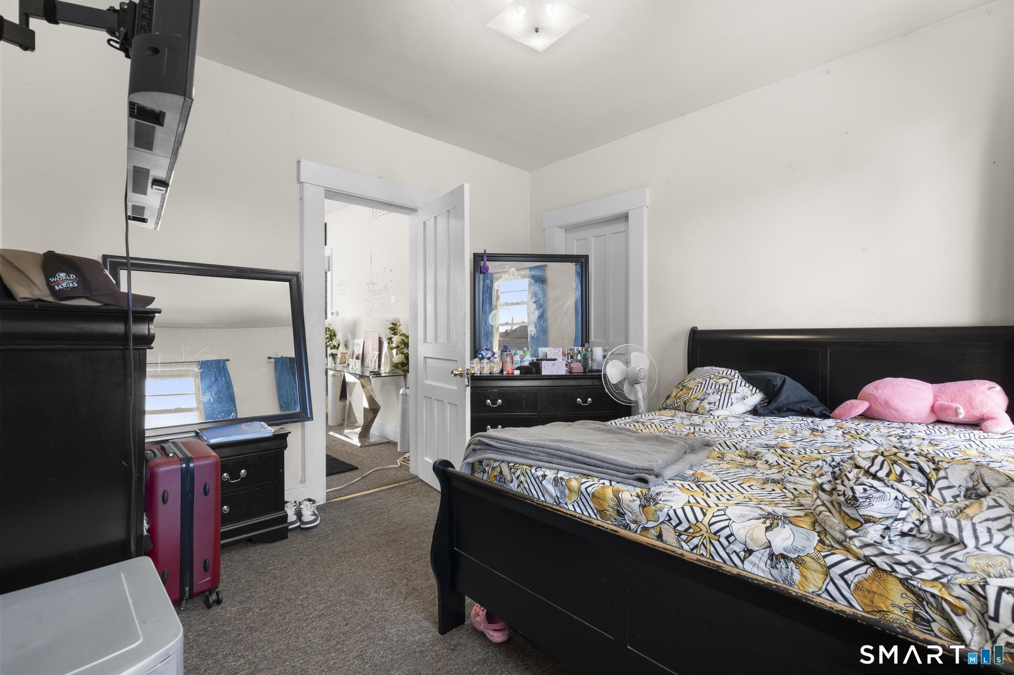 969-971 Wood Avenue Bridgeport CT 06604