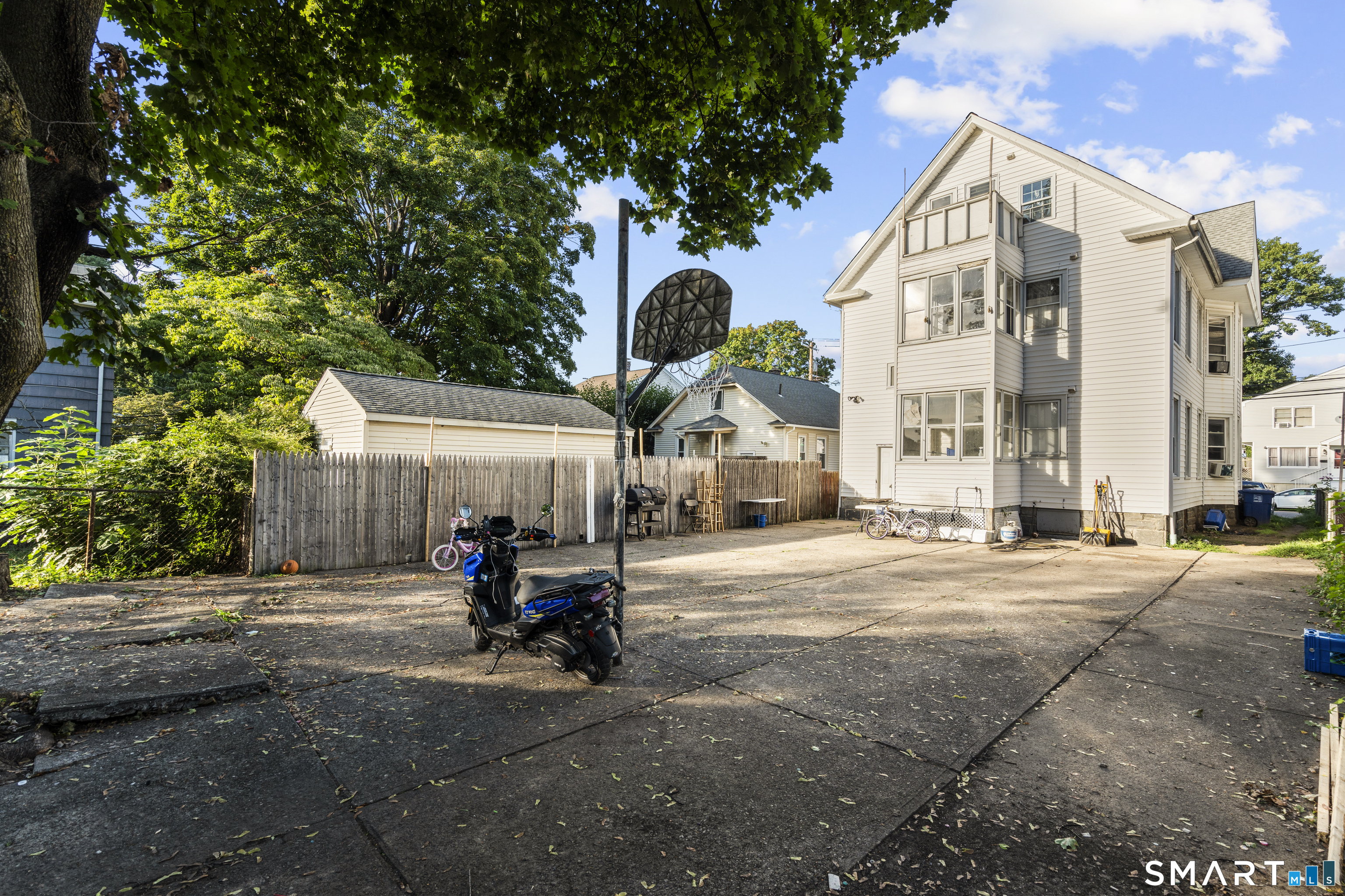 969-971 Wood Avenue Bridgeport CT 06604