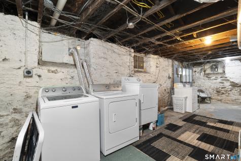 969-971 Wood Avenue Bridgeport CT 06604