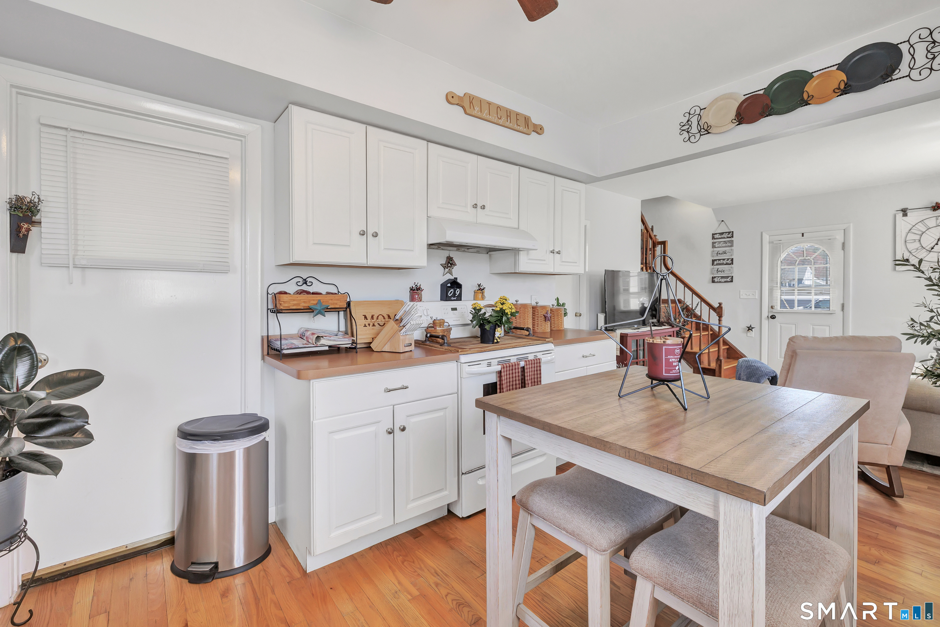 6 Bryson Avenue Seymour CT 06483