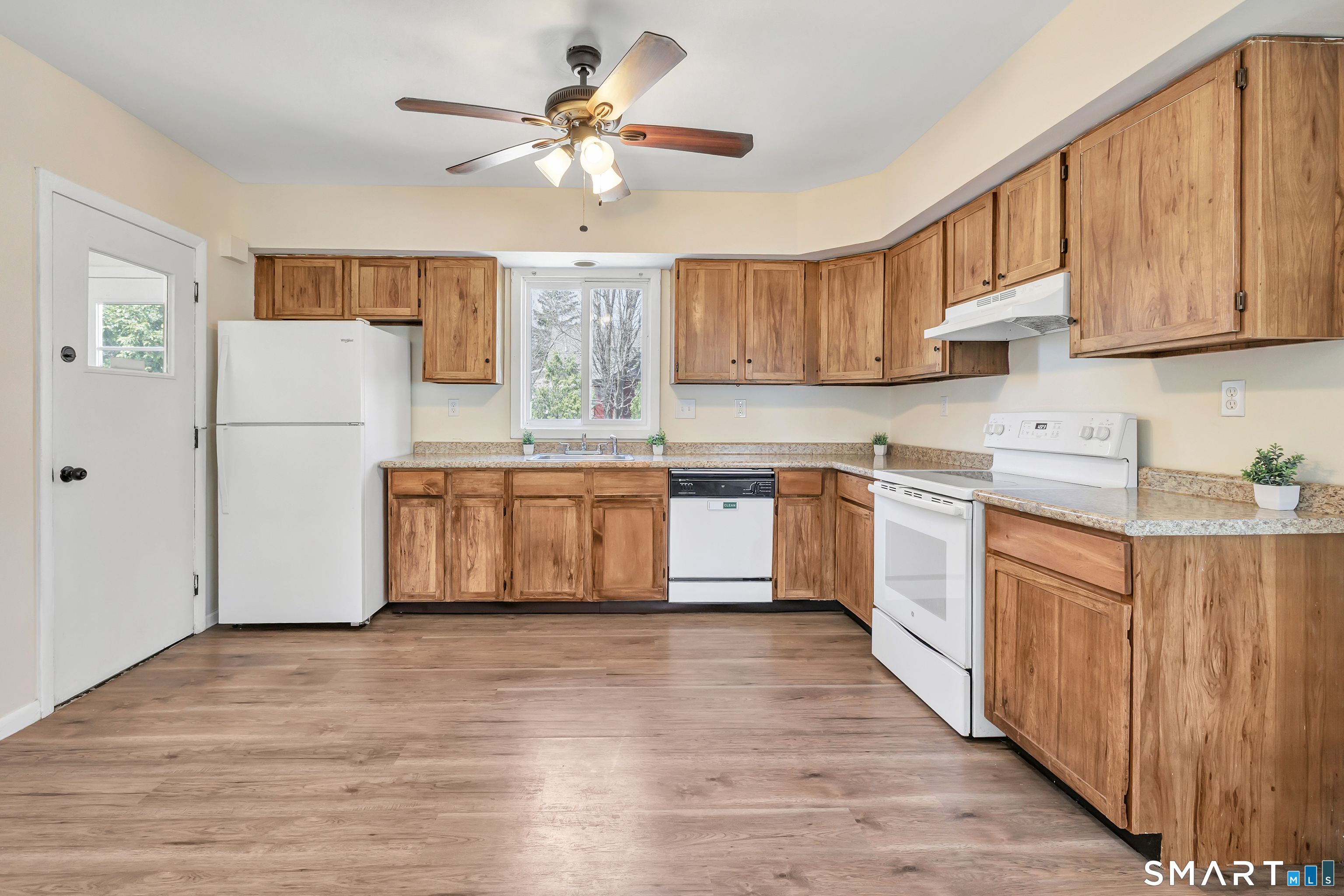 6 Bryson Avenue Seymour CT 06483