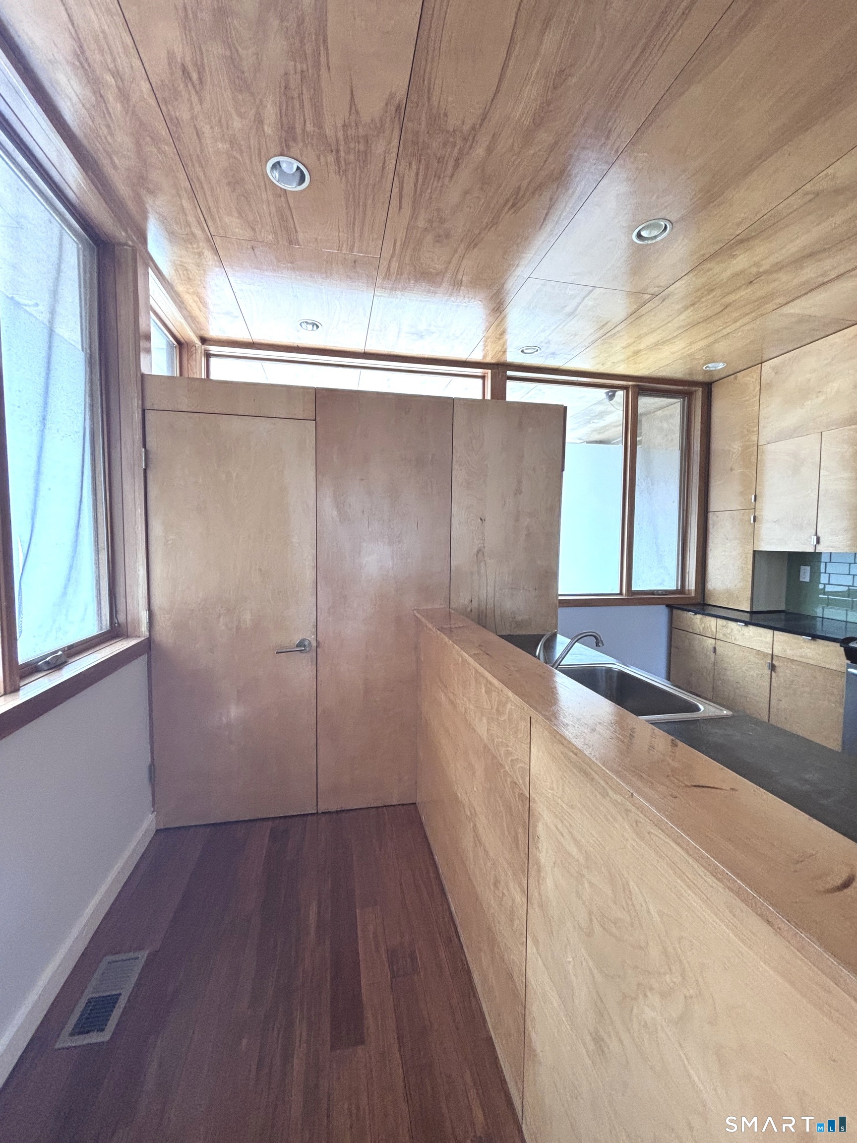 16 King Place New Haven CT 06519