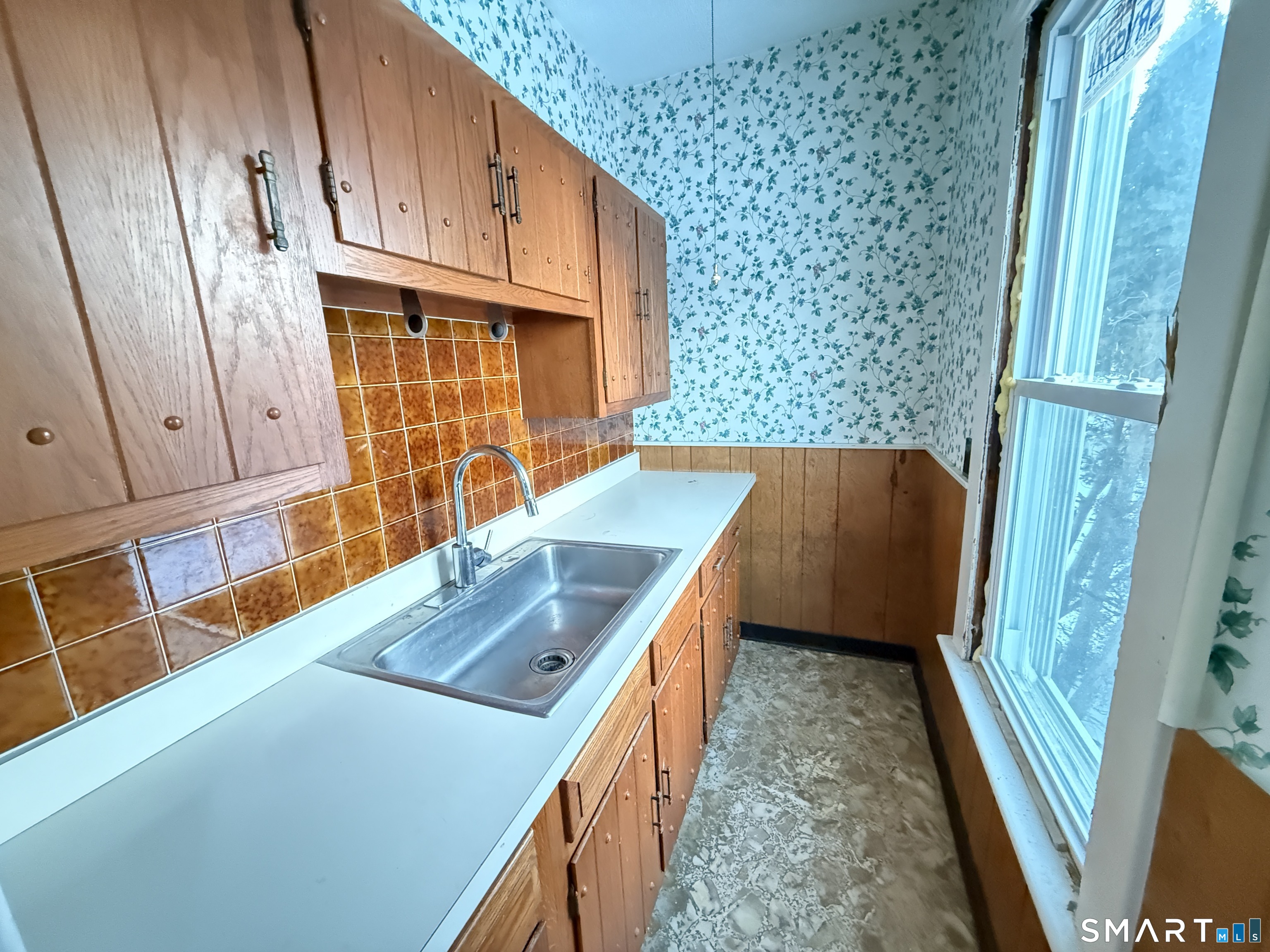 126 Richards Place West Haven CT 06516