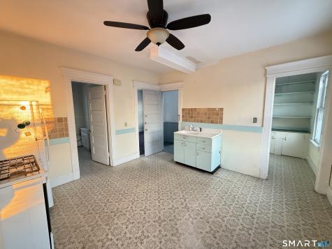 126 Richards Place West Haven CT 06516