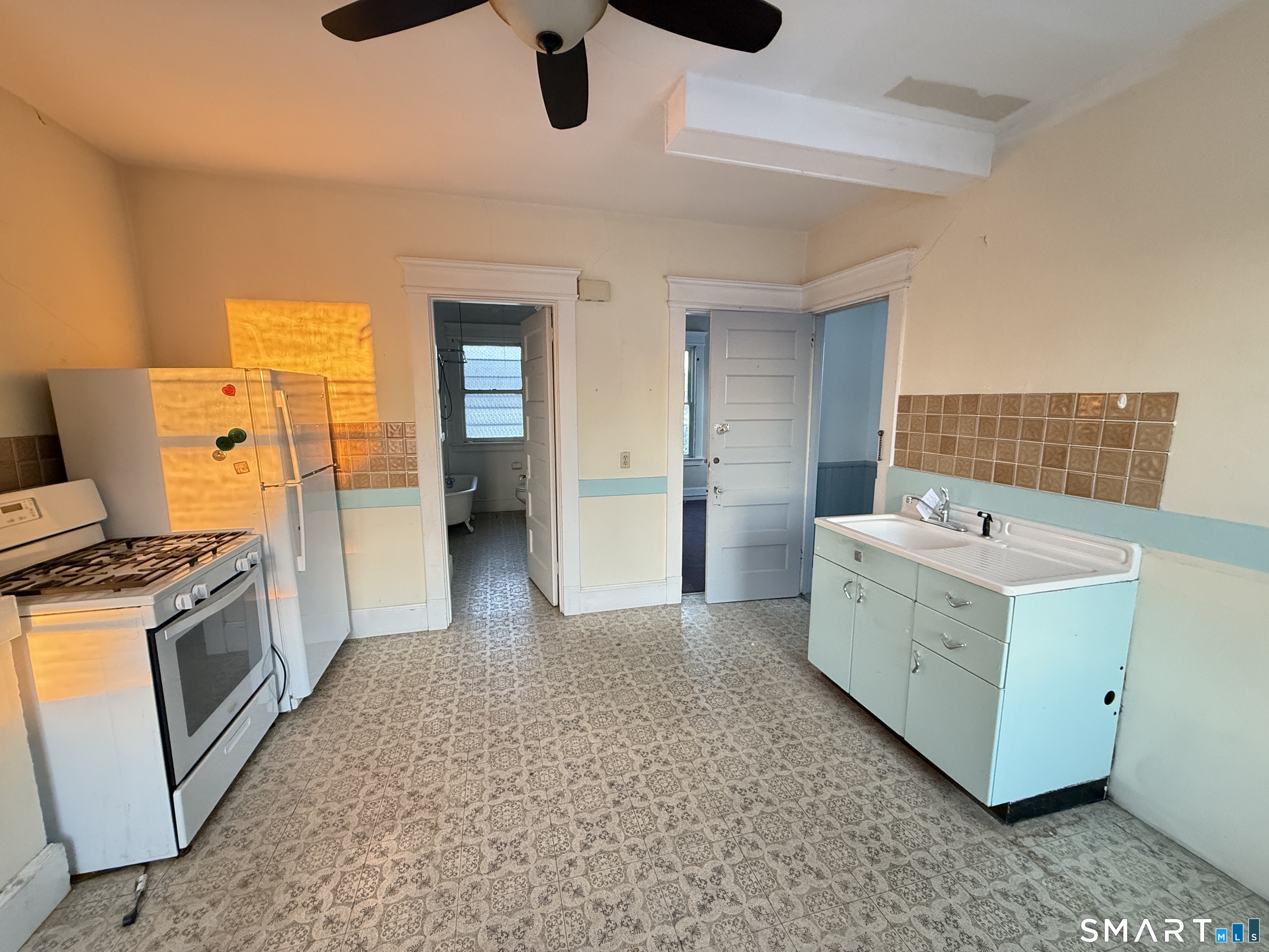 126 Richards Place West Haven CT 06516