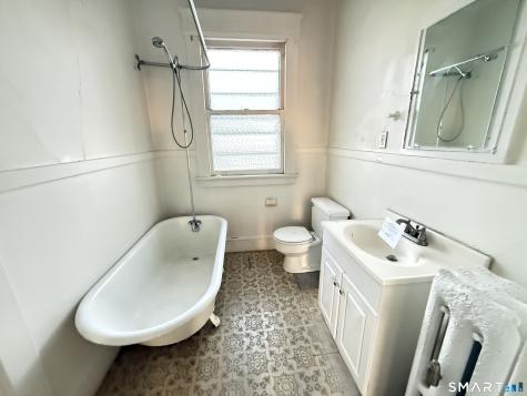 126 Richards Place West Haven CT 06516