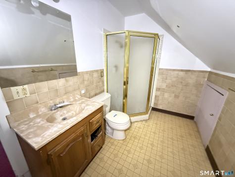 126 Richards Place West Haven CT 06516