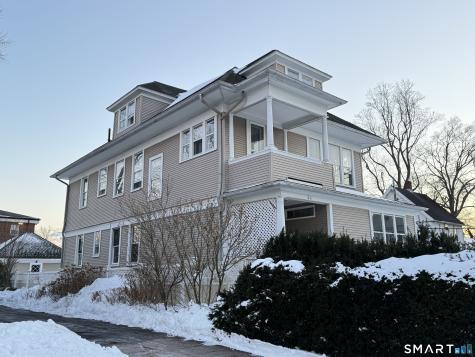 126 Richards Place West Haven CT 06516