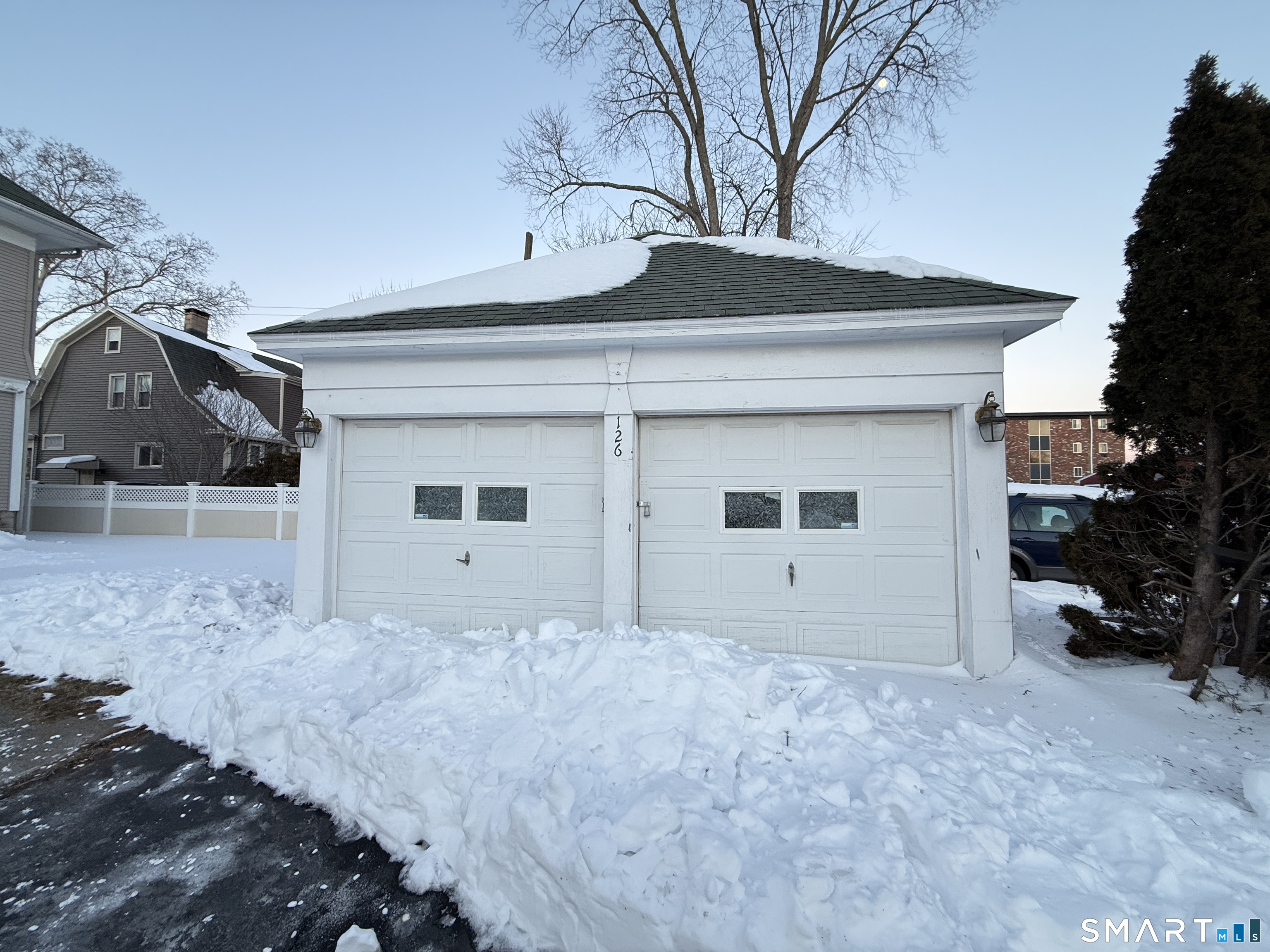 126 Richards Place West Haven CT 06516