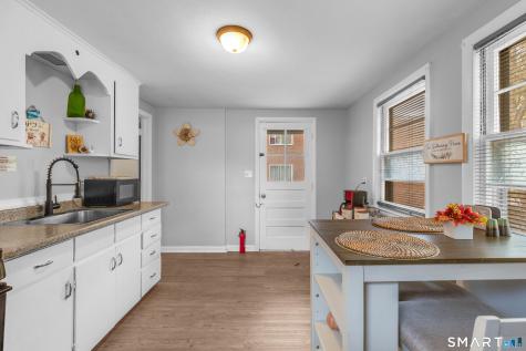 40 Allen Place Hartford CT 06106
