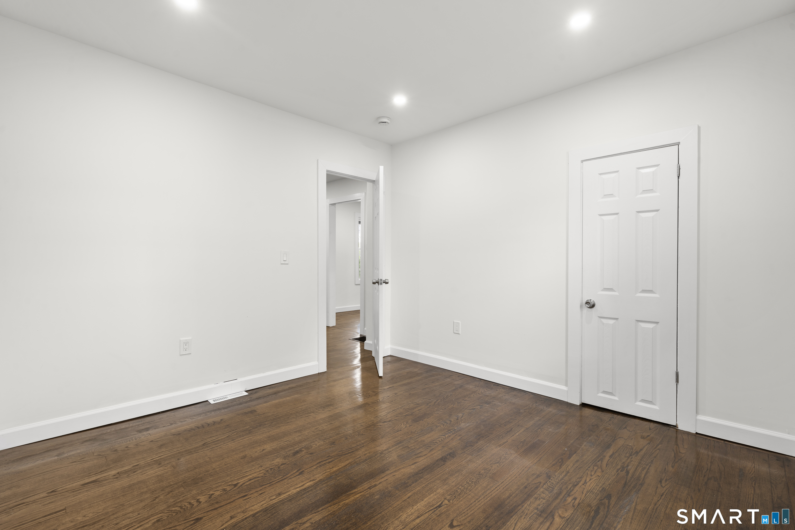 27 Clarkson Street Ansonia CT 06401