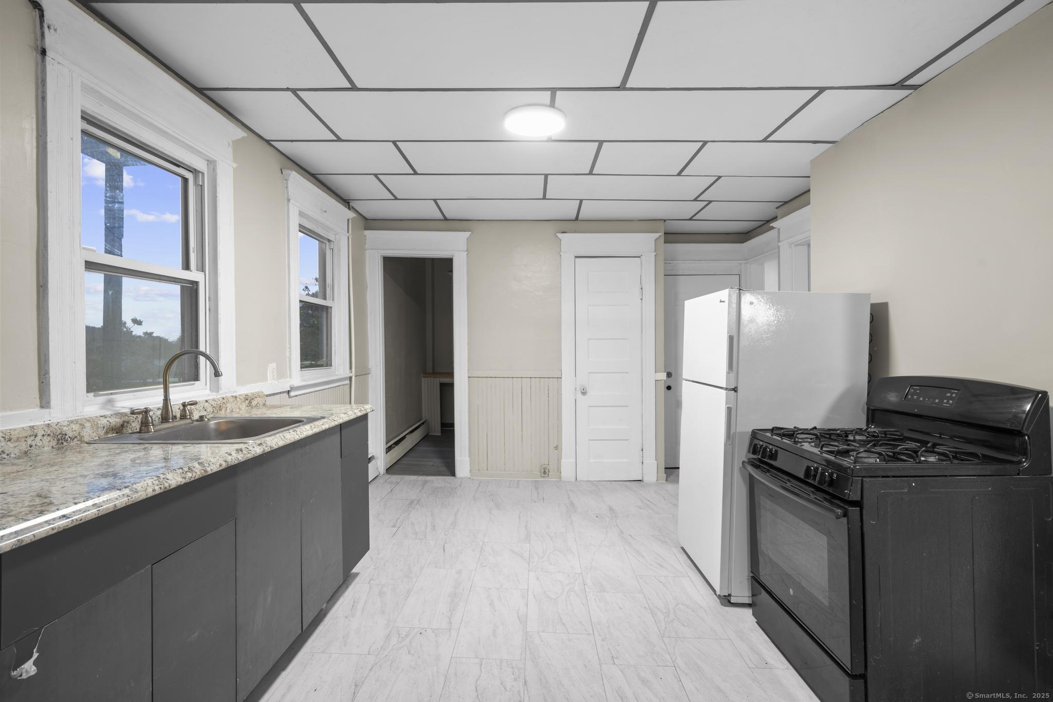 37 Plaza Avenue Waterbury CT 06710
