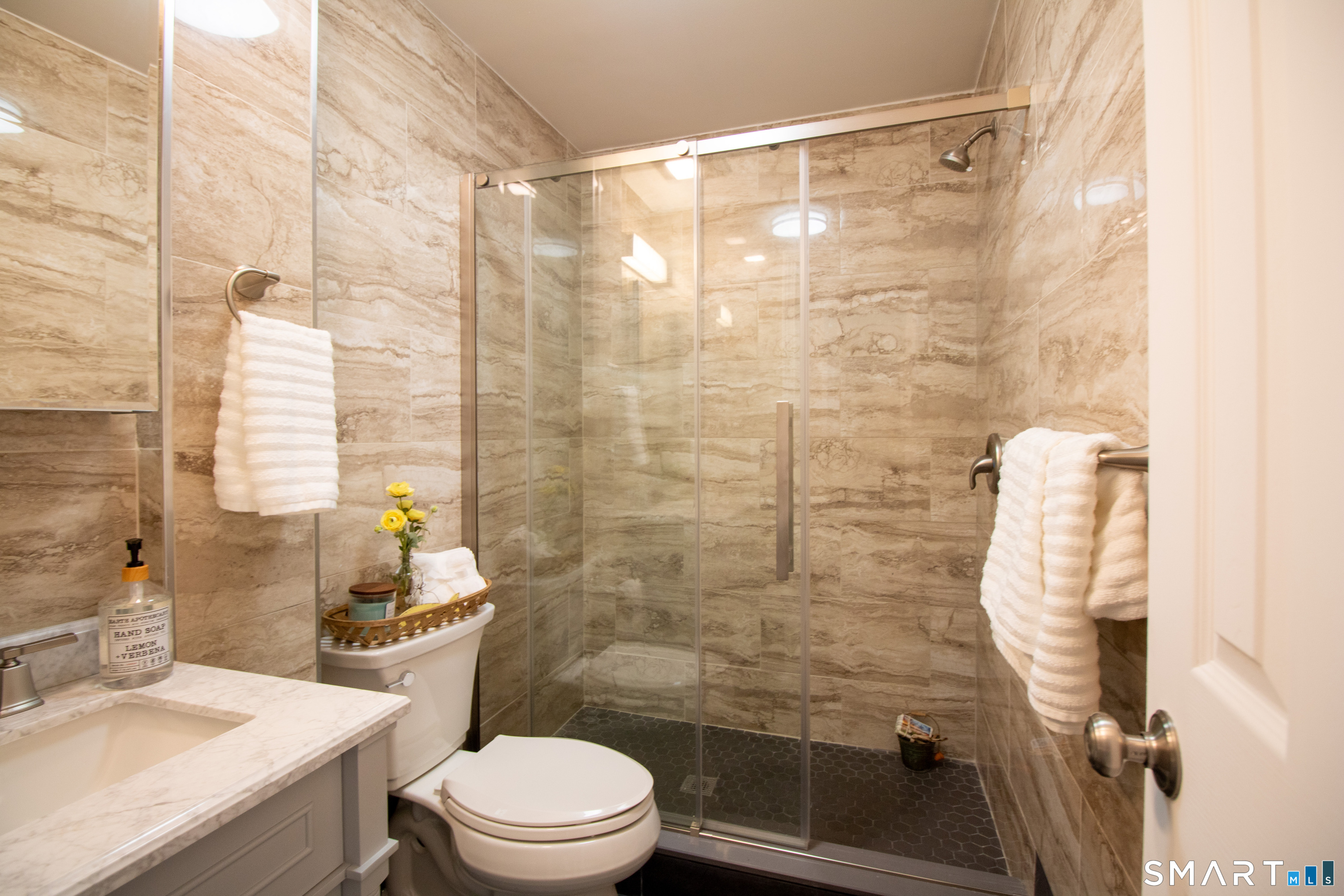 New London CT 06320