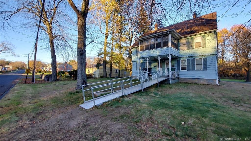 6 Greenwood Avenue Bloomfield CT 06002