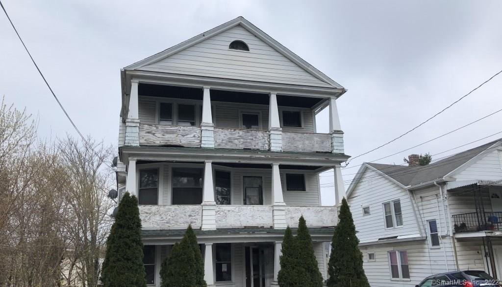 16 Oak Street Waterbury CT 06704