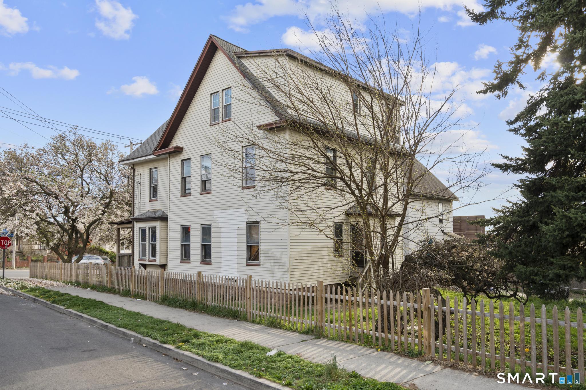 1403 Boston Avenue Bridgeport CT 06610