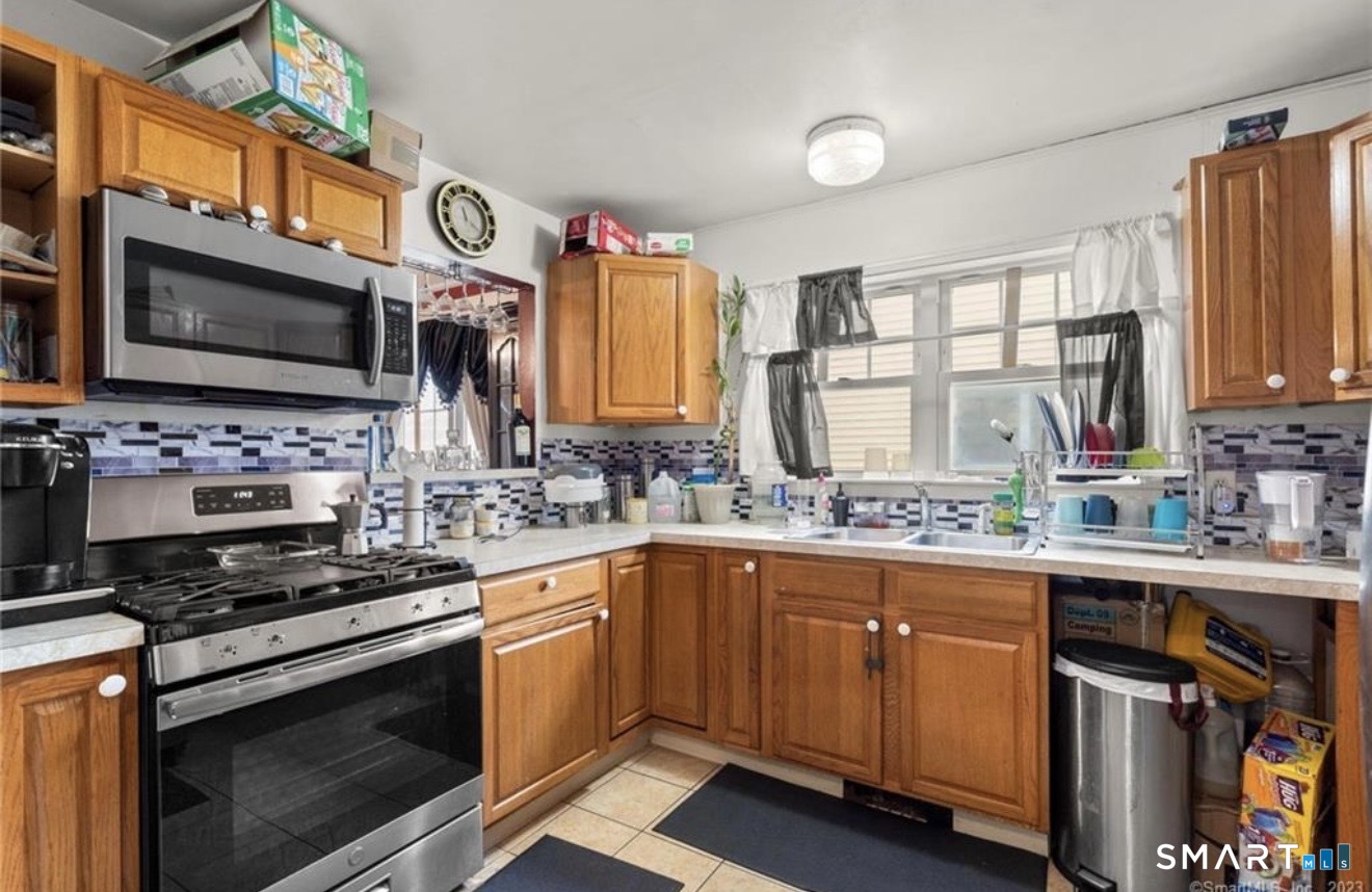 13 Button Street New Haven CT 06519
