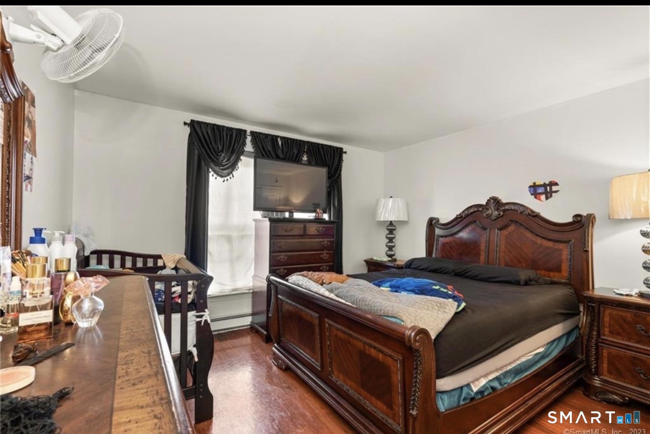 13 Button Street New Haven CT 06519