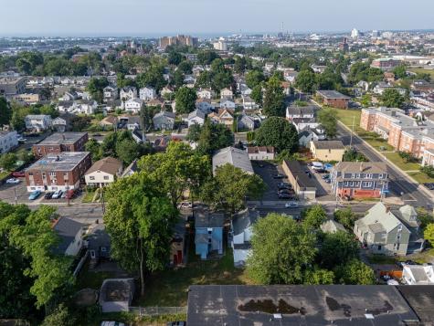 37-39 Granfield Avenue Bridgeport CT 06610