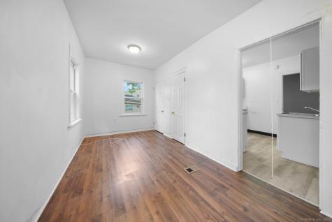 37-39 Granfield Avenue Bridgeport CT 06610