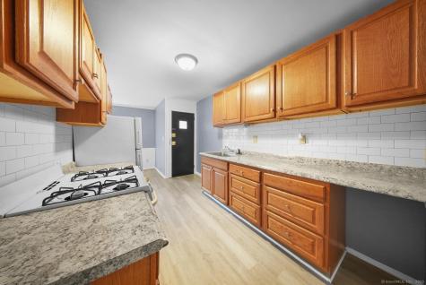 37-39 Granfield Avenue Bridgeport CT 06610
