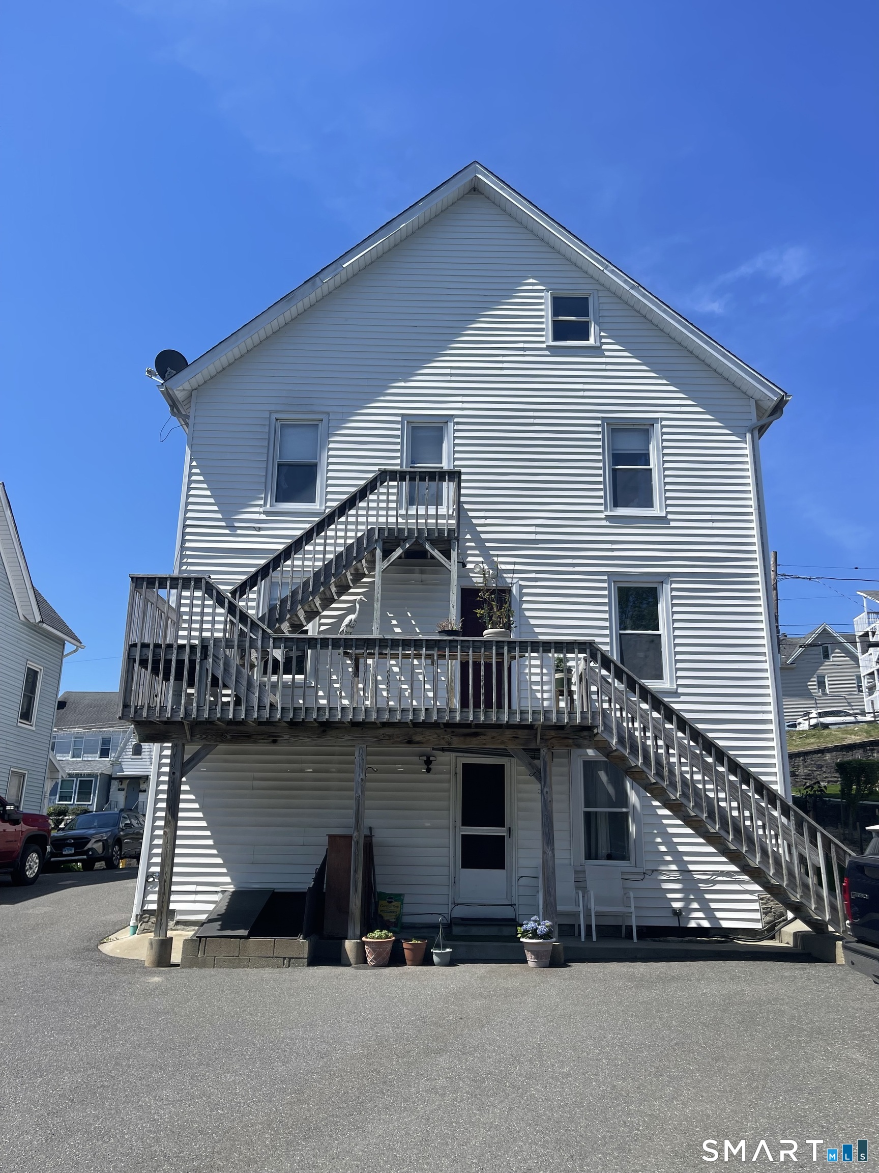 11 Stone Street Danbury CT 06810