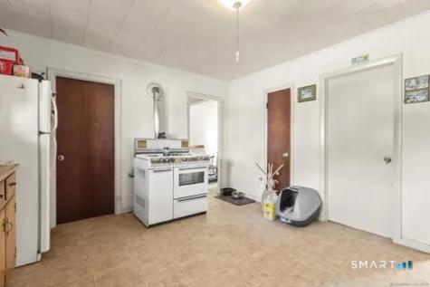 12-16 Battey Street Putnam CT 06260