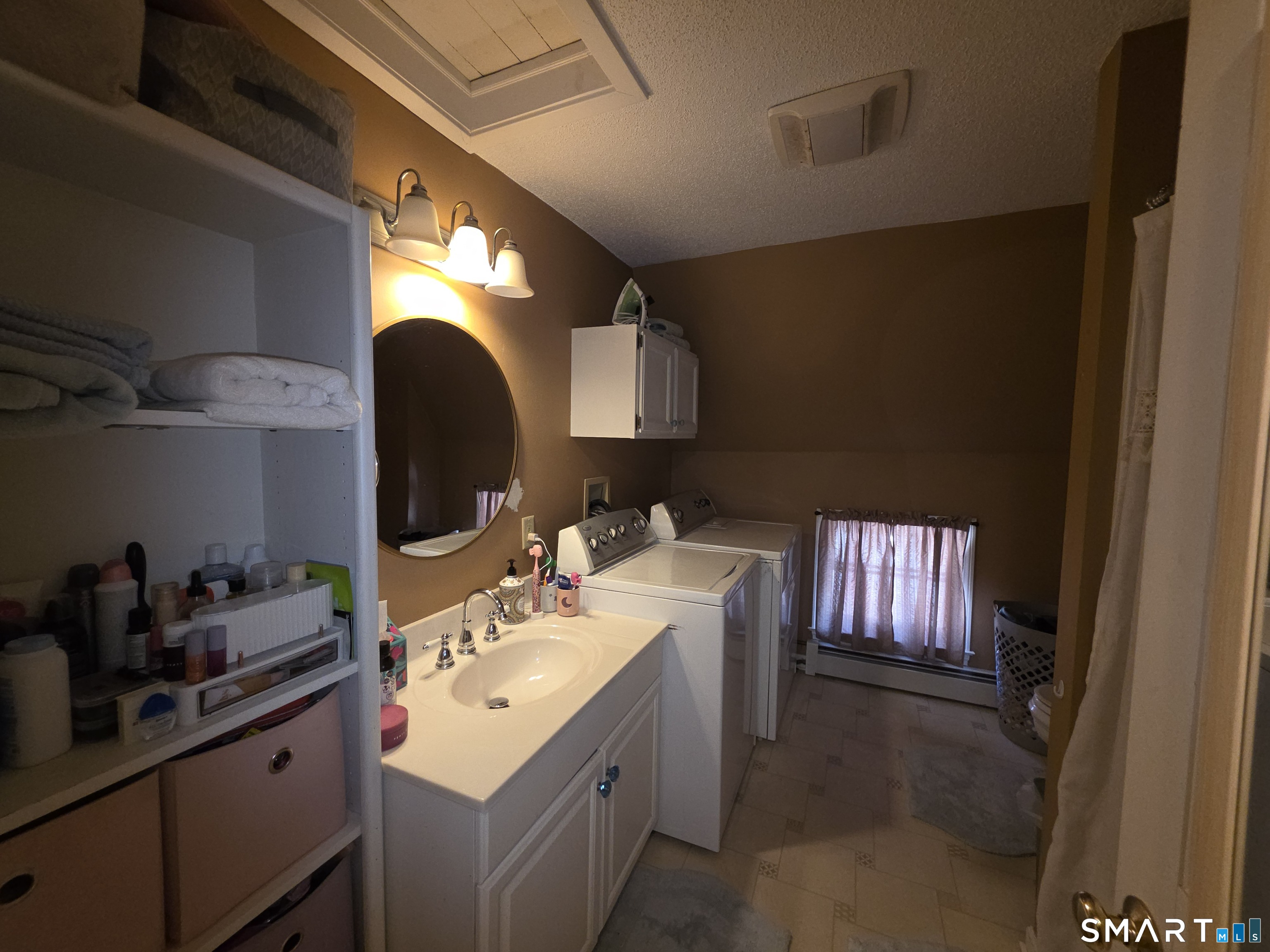 44 Maple Avenue Windsor CT 06095