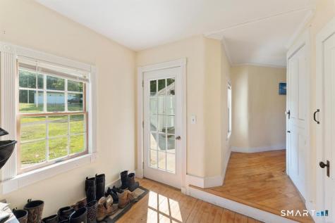 1530 Hartford Pike Killingly CT 06243