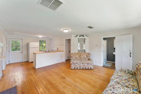 1530 Hartford Pike Killingly CT 06243