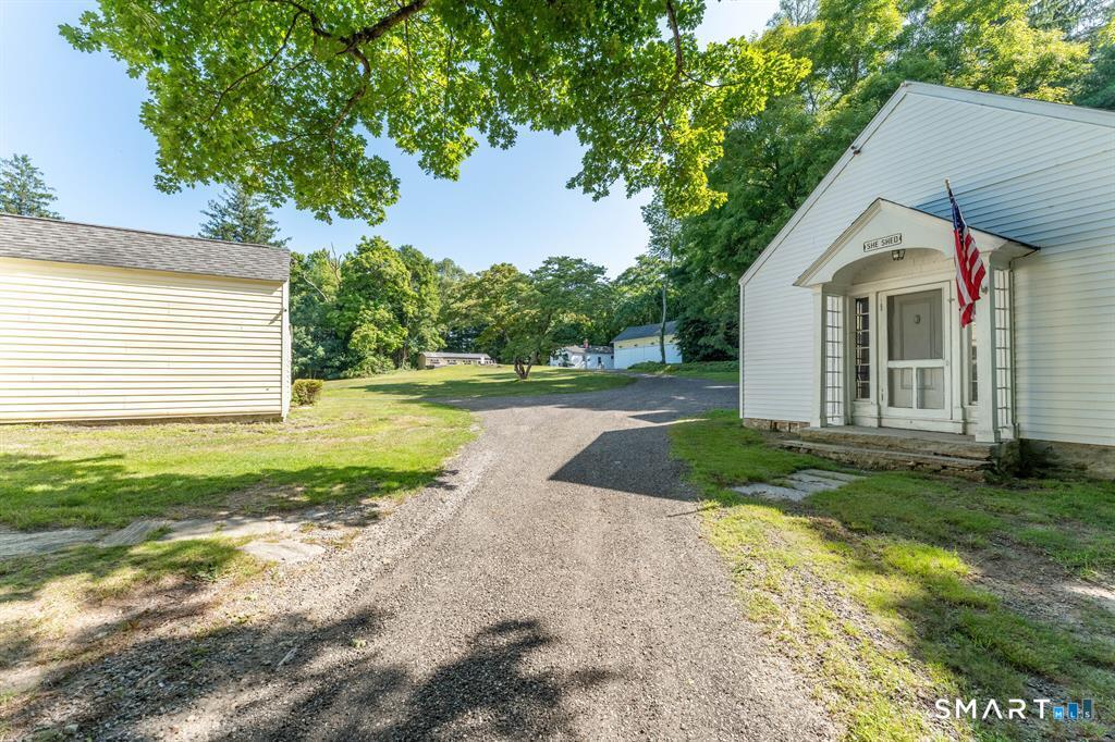 1530 Hartford Pike Killingly CT 06243