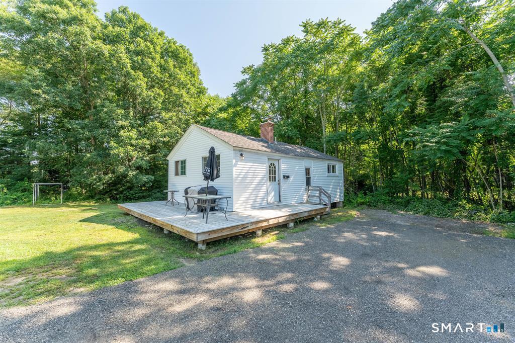 1530 Hartford Pike Killingly CT 06243