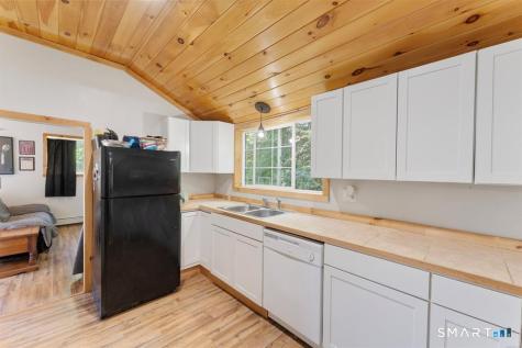 1530 Hartford Pike Killingly CT 06243