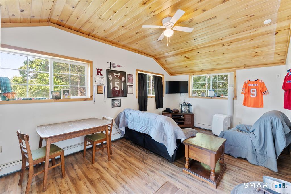 1530 Hartford Pike Killingly CT 06243