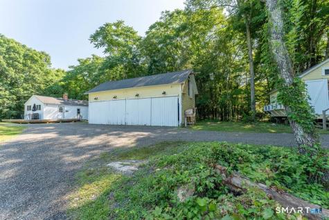 1530 Hartford Pike Killingly CT 06243