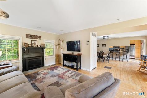1530 Hartford Pike Killingly CT 06243