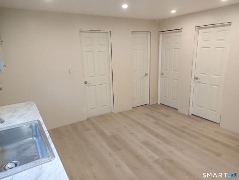 1248 North Main Street Waterbury CT 06704