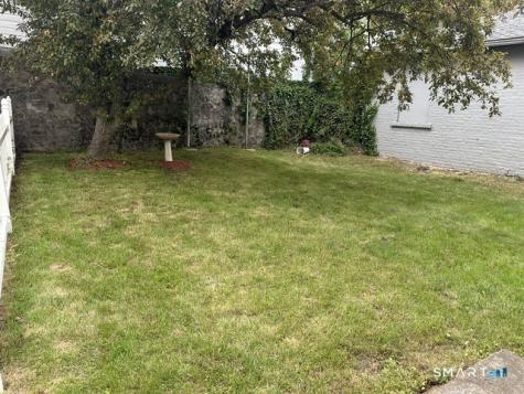33 Holbrook Street Ansonia CT 06401