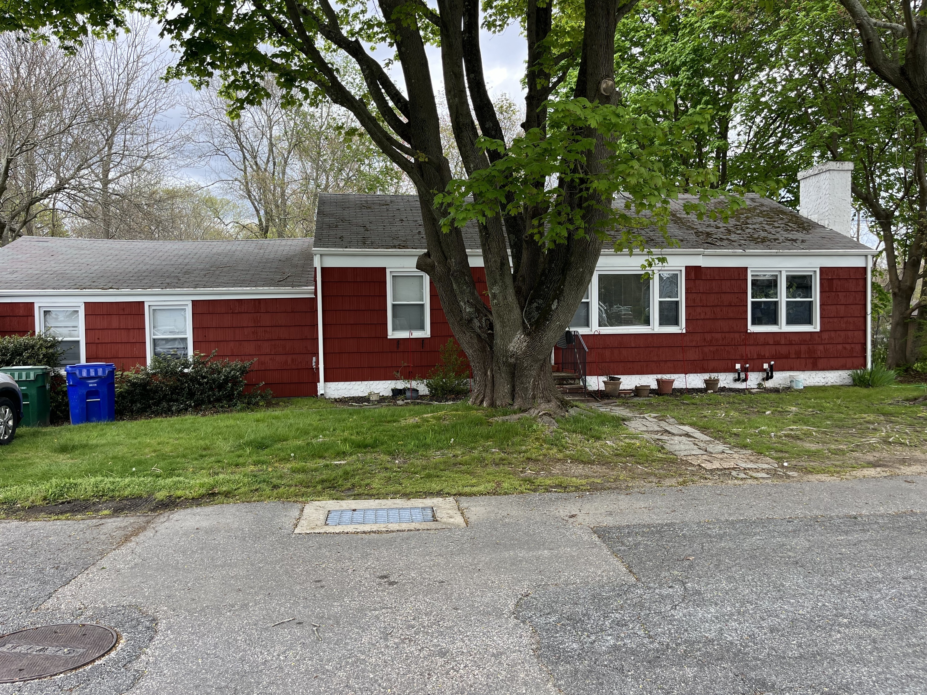 6 Butler Court Waterford CT 06385