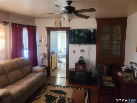 121 Pine Street New Haven CT 06513