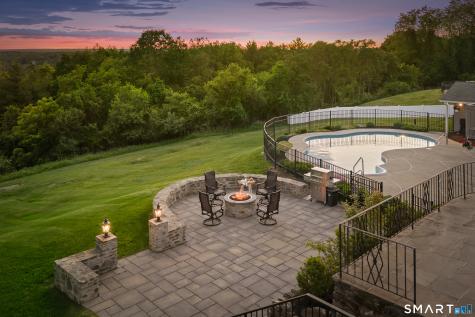 132-MF Merrimac Drive Trumbull CT 06611