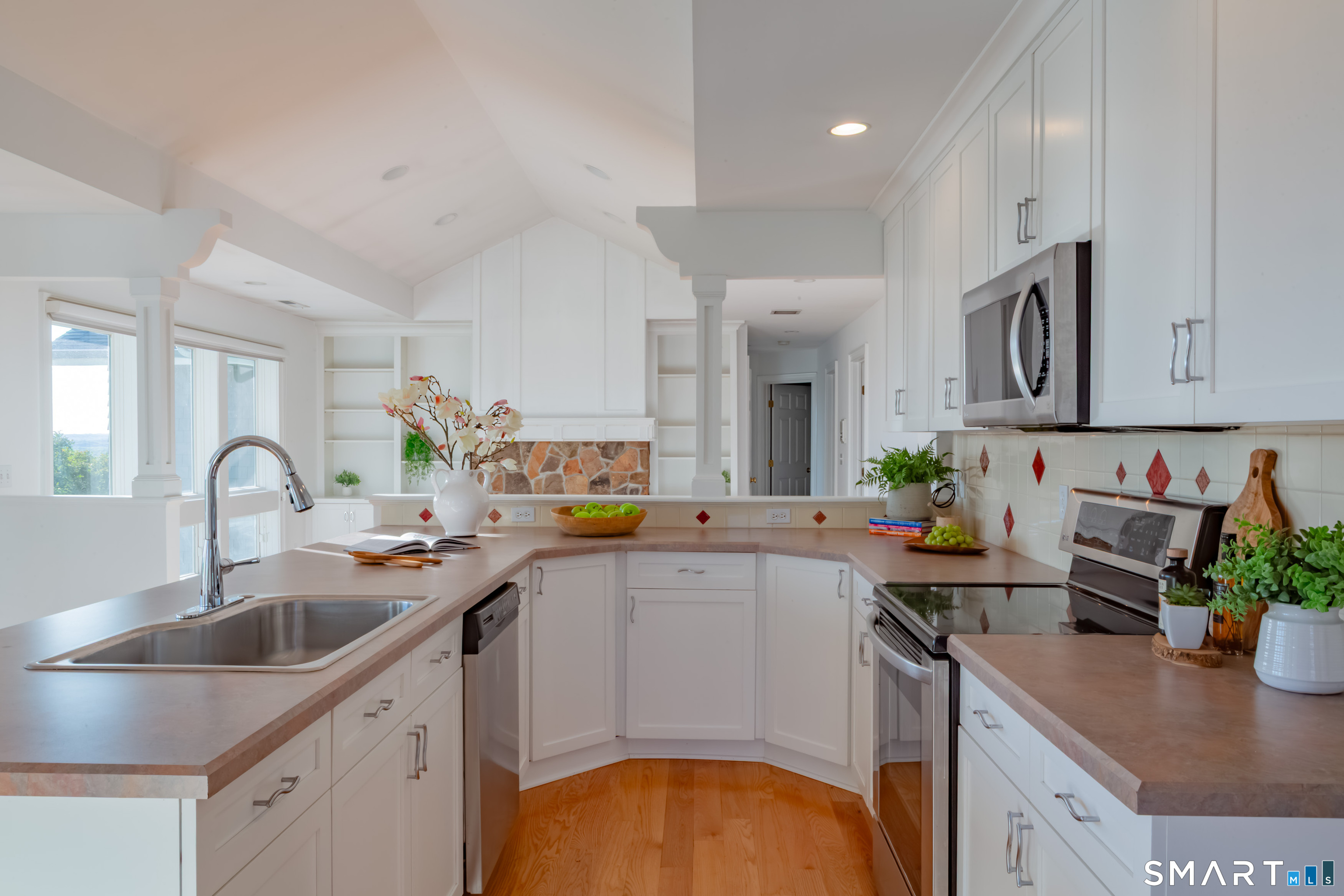 132-MF Merrimac Drive Trumbull CT 06611