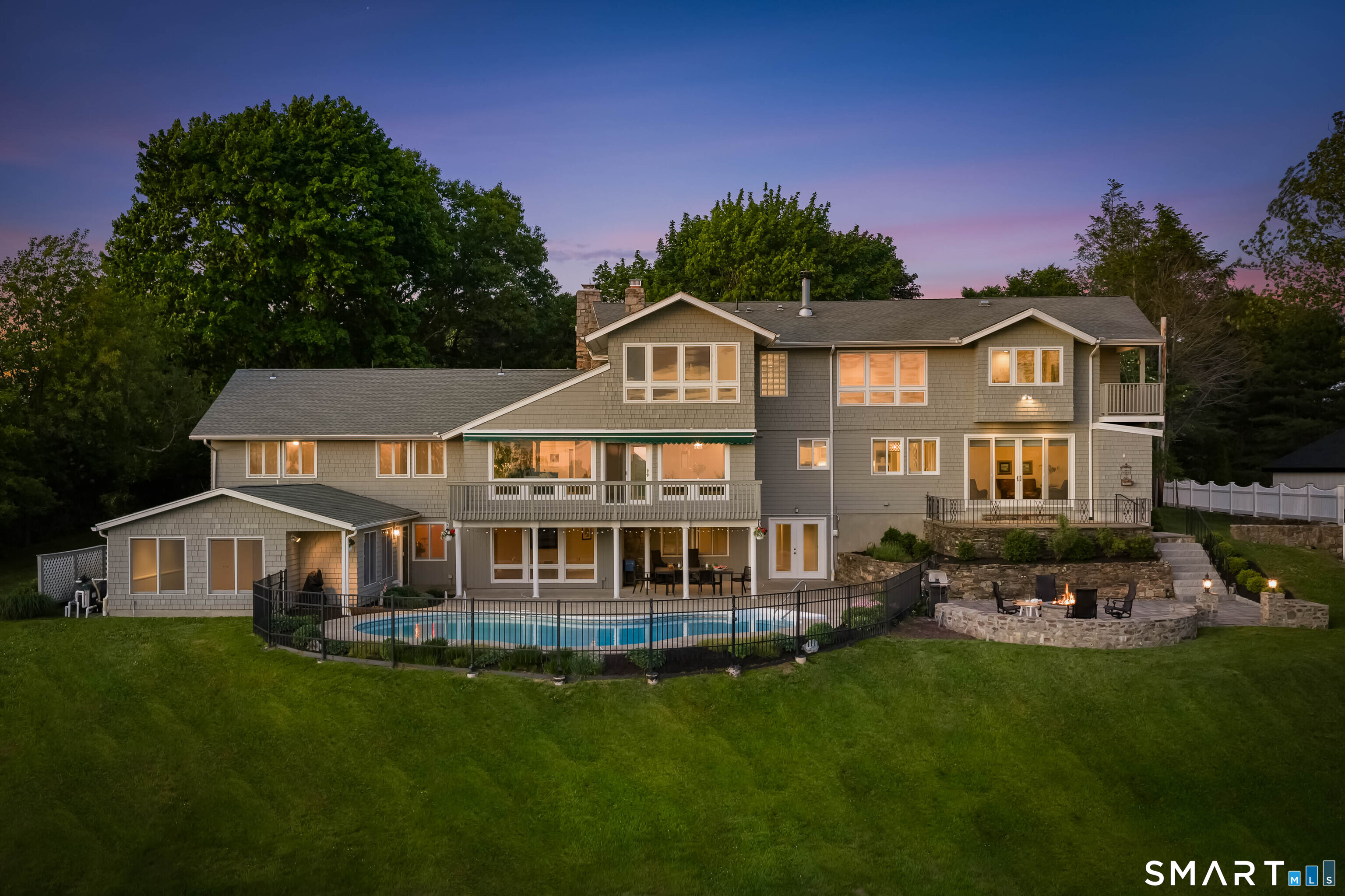 132-MF Merrimac Drive Trumbull CT 06611