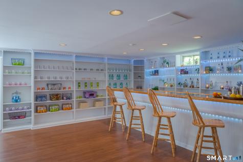 132-MF Merrimac Drive Trumbull CT 06611