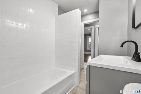 362 Sigourney Street Hartford CT 06112