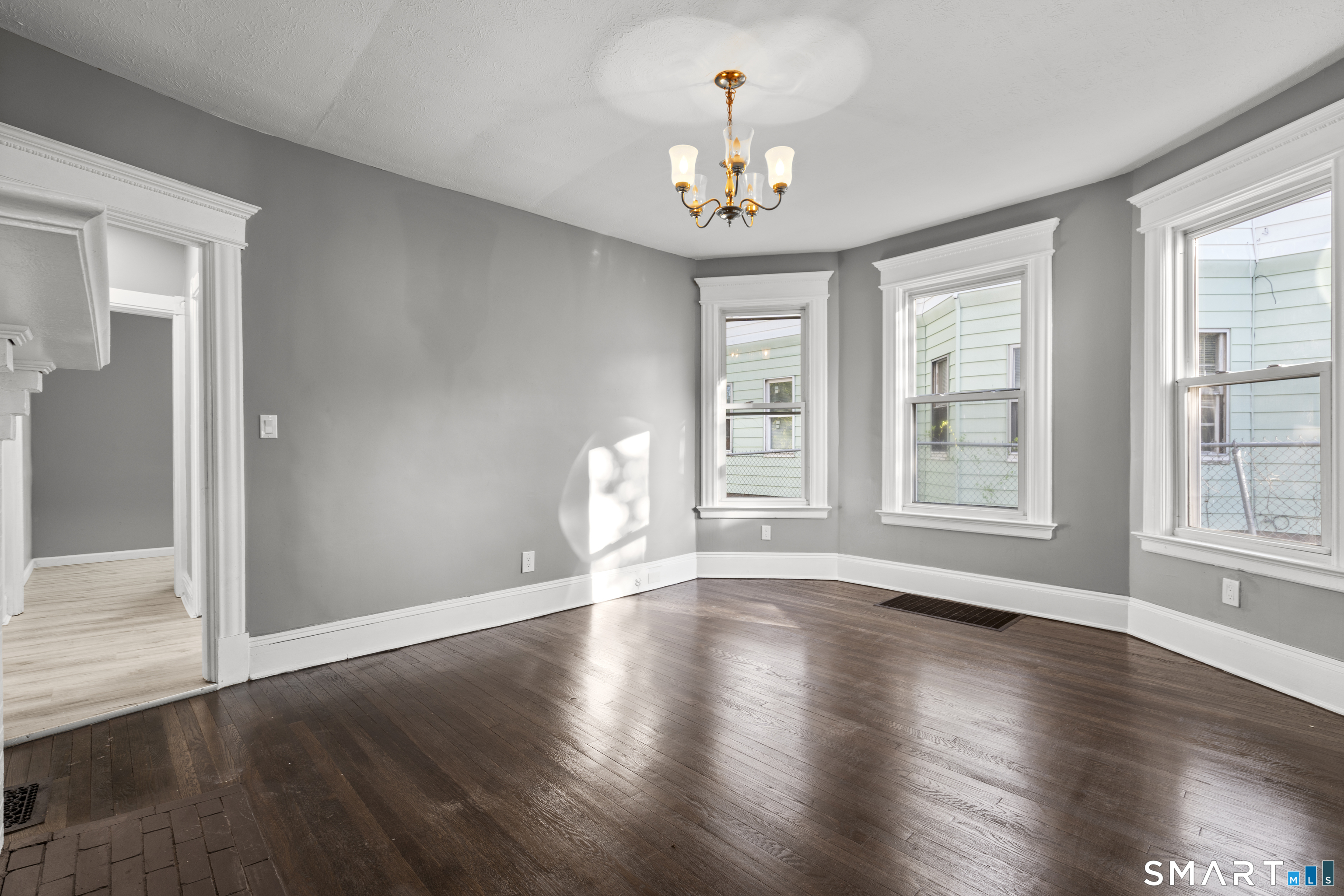 362 Sigourney Street Hartford CT 06112