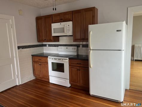 493-495 Prospect Avenue West Hartford CT 06105