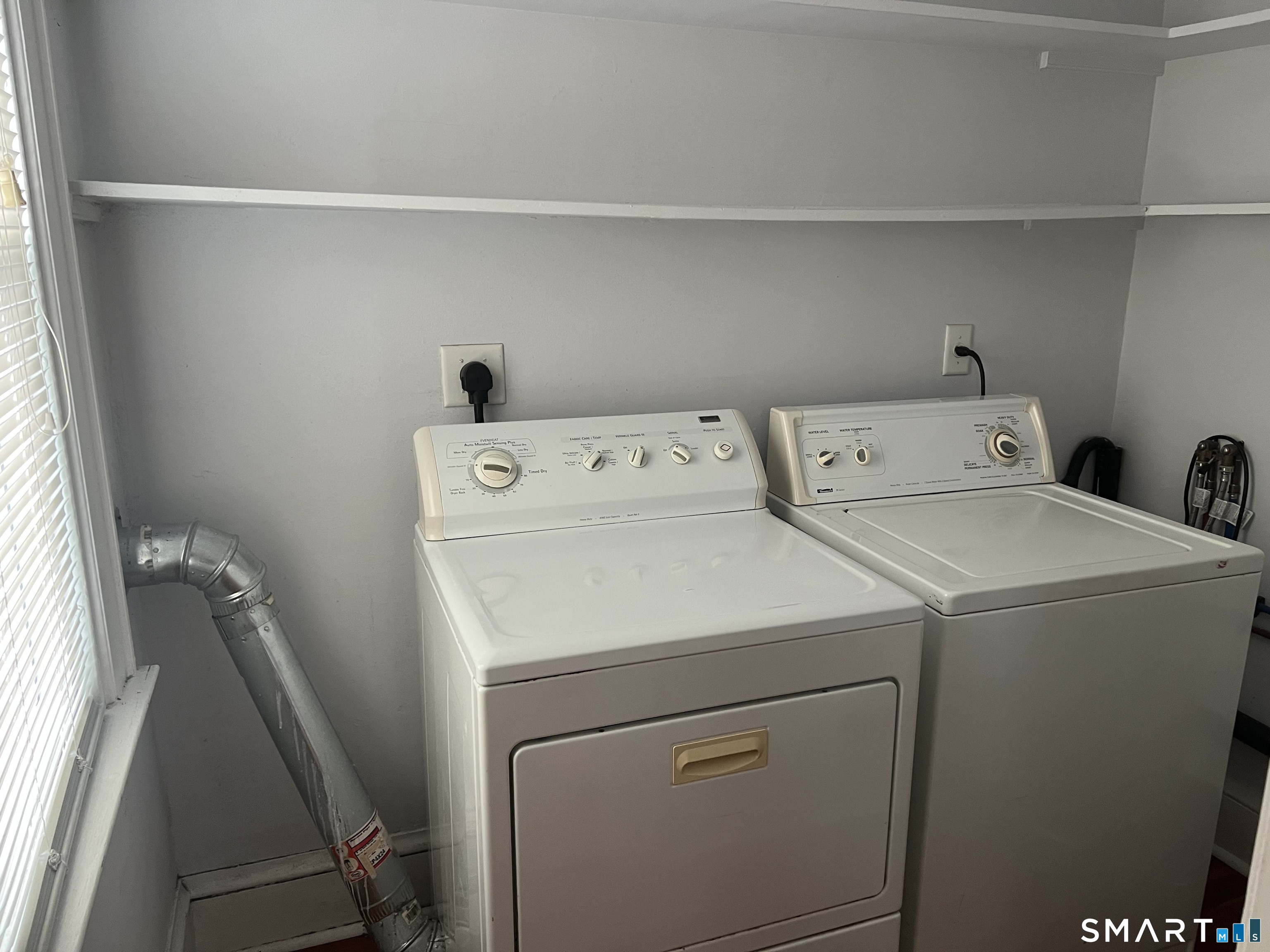 493-495 Prospect Avenue West Hartford CT 06105