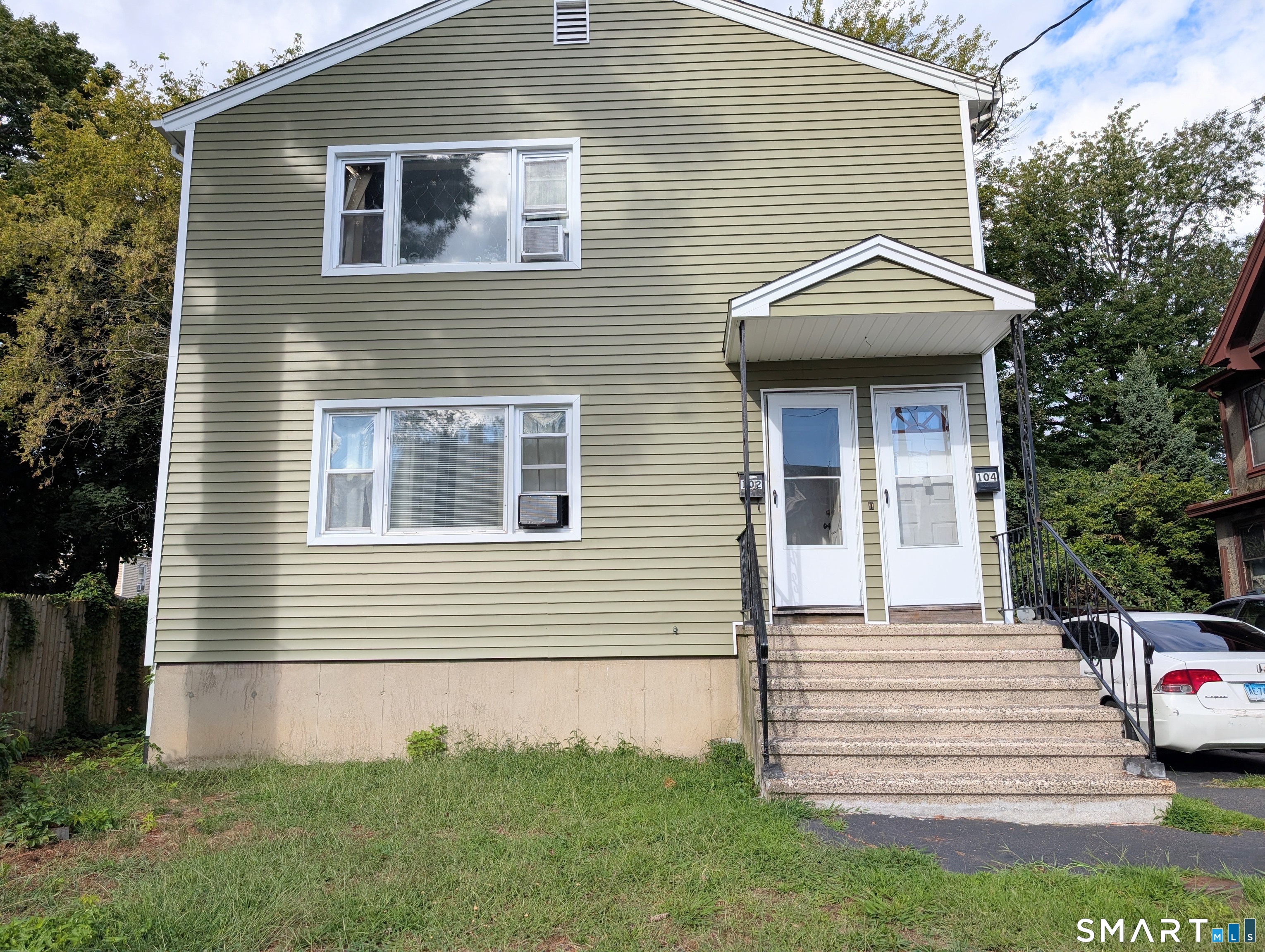 102 Lenox Avenue Bridgeport CT 06605